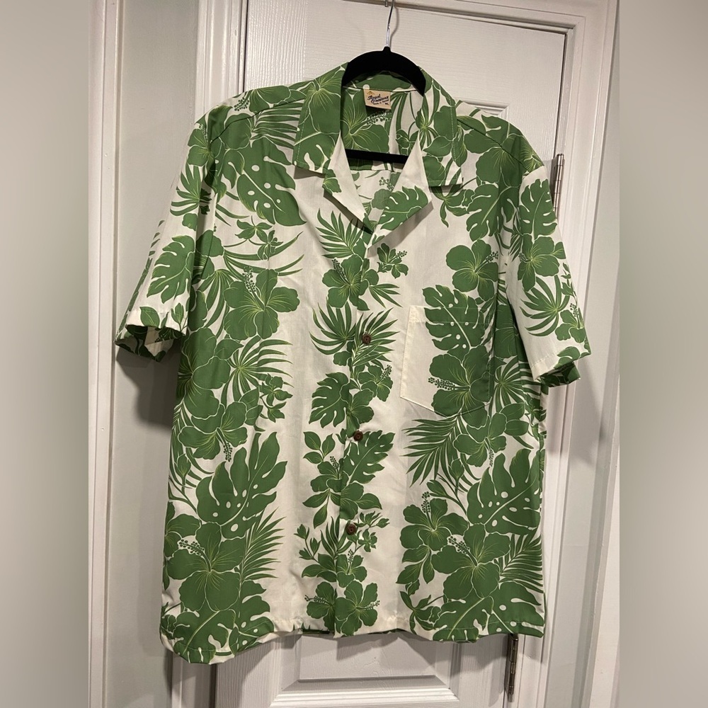 NWOT Royal Creations Size XL Hawaiian Shirt Green Tropical Floral Authentic